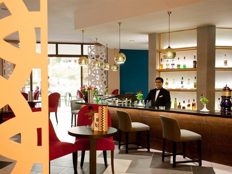 Tui Suneo Kenzi Europa Agadir Luaran gambar The bar at the hotel